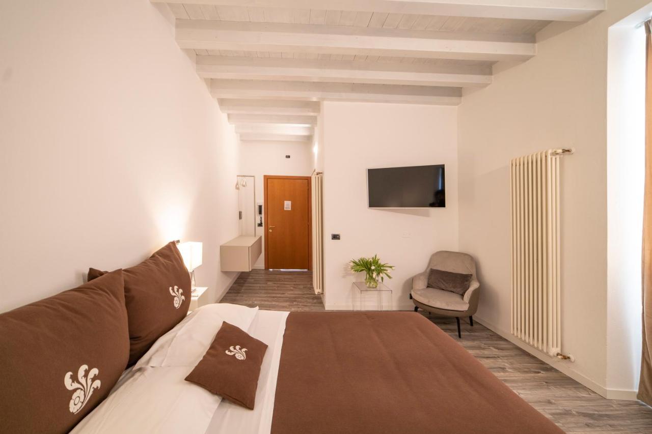 Albergo Diffuso Vulcano Village Castro  Exterior photo