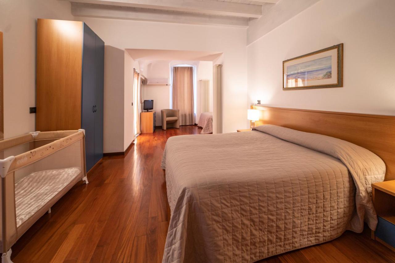 Albergo Diffuso Vulcano Village Castro  Exterior photo
